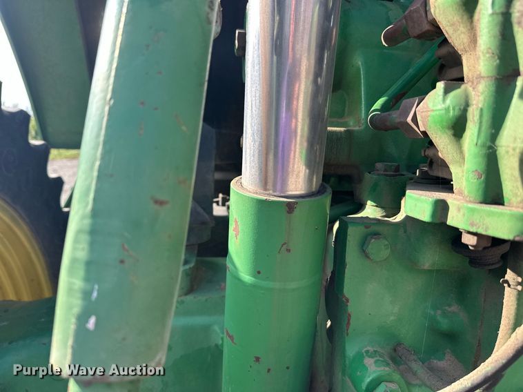 image for item DV0643 1996 John Deere 7400 MFWD tractor
