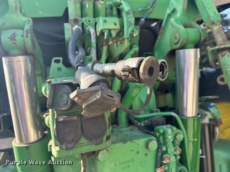 image for item DV0643 1996 John Deere 7400 MFWD tractor