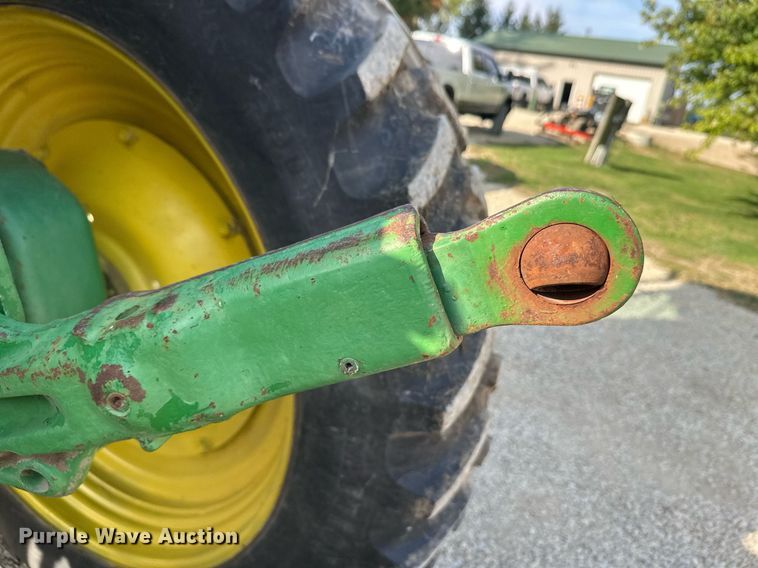 image for item DV0643 1996 John Deere 7400 MFWD tractor