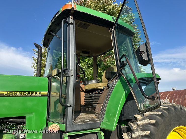 image for item DV0643 1996 John Deere 7400 MFWD tractor