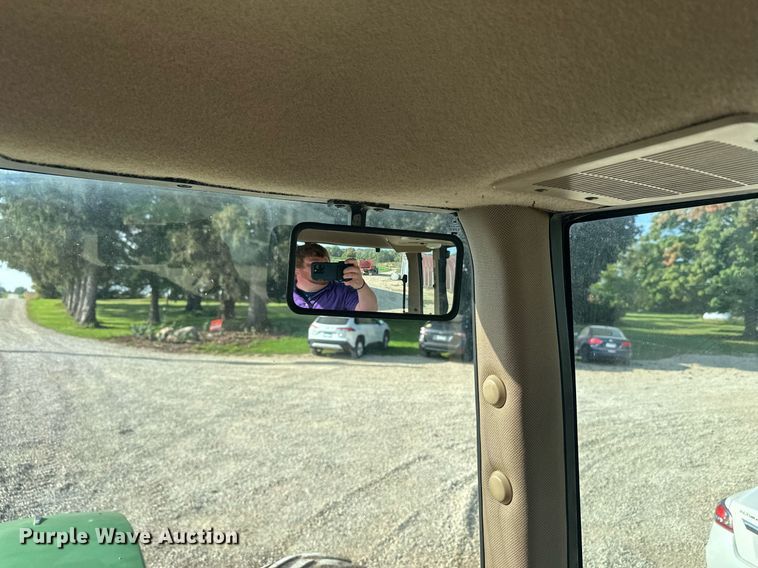 image for item DV0643 1996 John Deere 7400 MFWD tractor