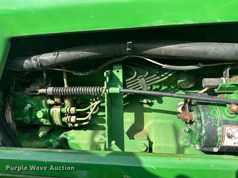 image for item DV0643 1996 John Deere 7400 MFWD tractor