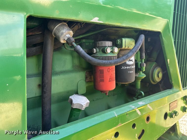 image for item DV0643 1996 John Deere 7400 MFWD tractor
