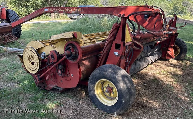 image for item DY8191 New holland 116 swather / windrower