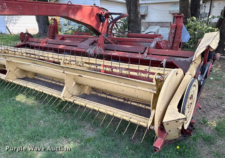 image for item DY8191 New holland 116 swather / windrower