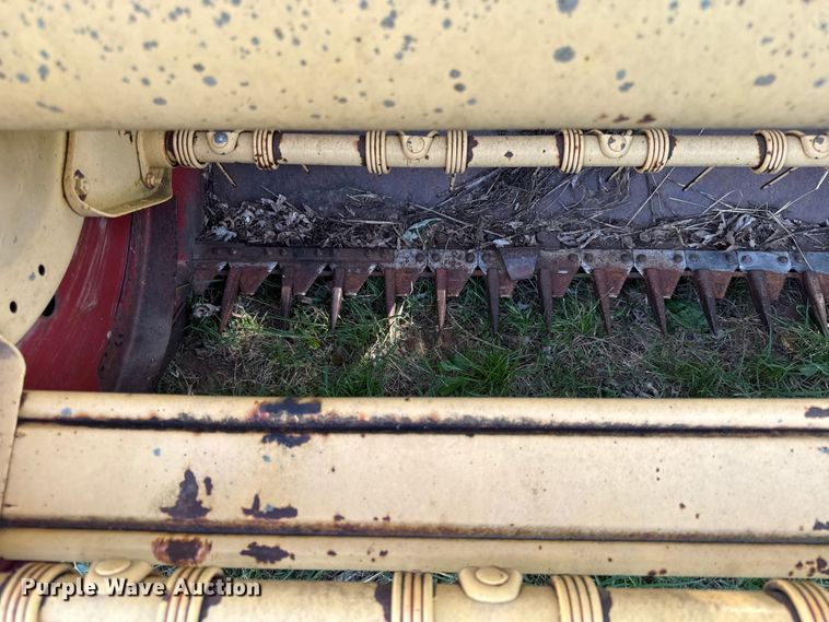 image for item DY8191 New holland 116 swather / windrower