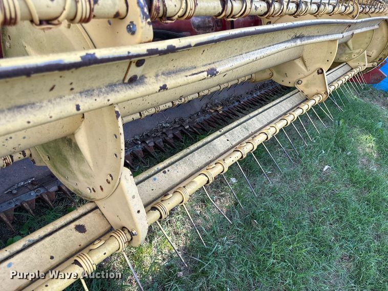 image for item DY8191 New holland 116 swather / windrower