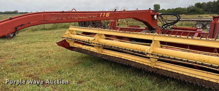 image for item DY8221 New holland 116 swather / windrower