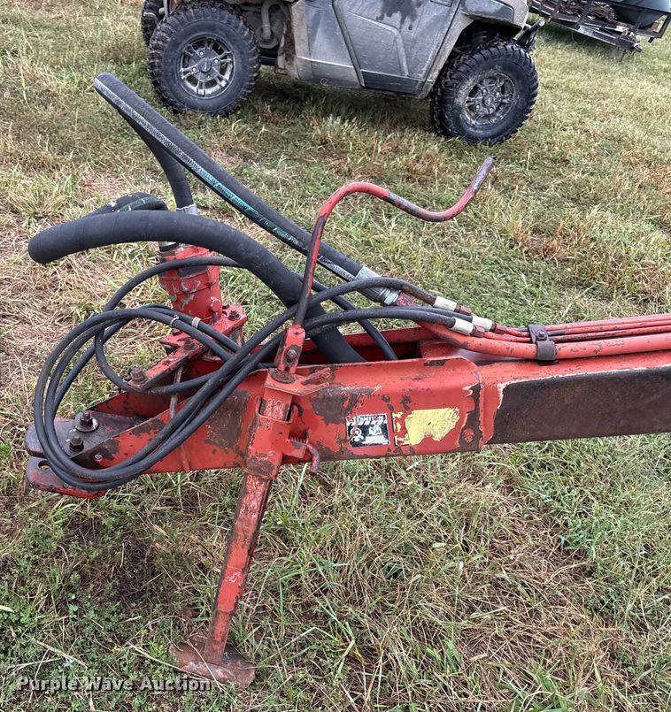 image for item DY8221 New holland 116 swather / windrower