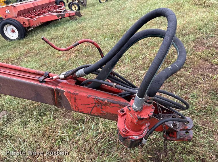 image for item DY8221 New holland 116 swather / windrower