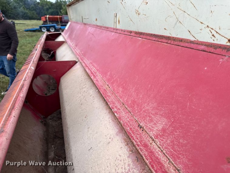 image for item DY8222 International 510 grain drill