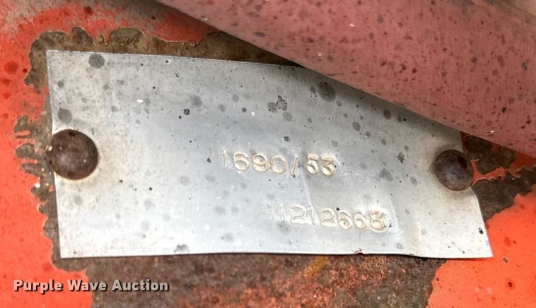 image for item DY8224 Case 1690 tractor