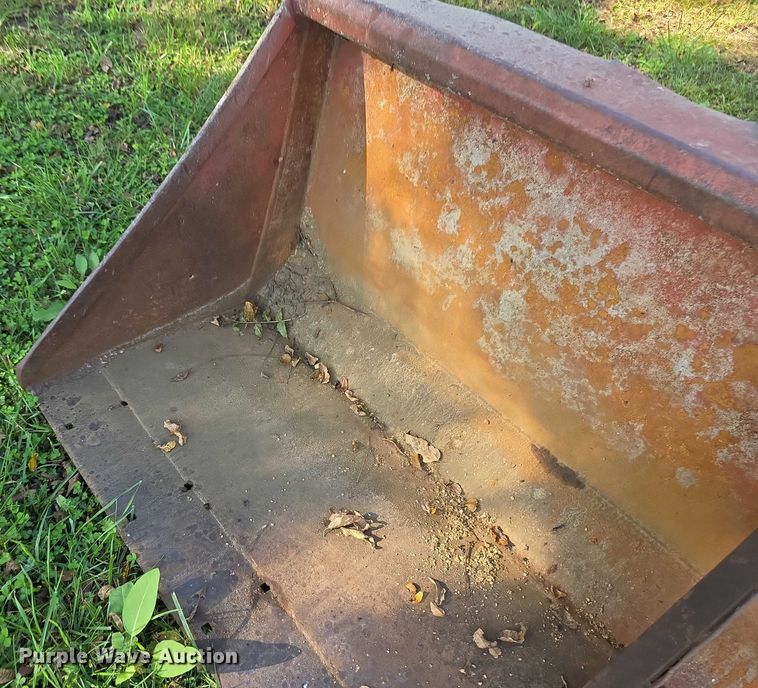 image for item DZ6385 International Harvester 756D tractor