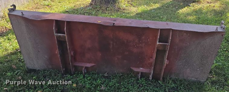 image for item DZ6385 International Harvester 756D tractor