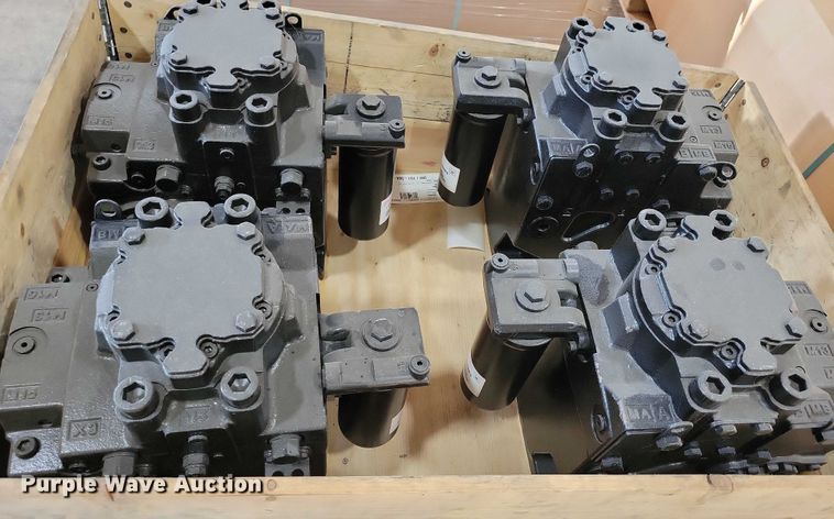 image for item DZ6580 (10) hydraulic drive pumps 