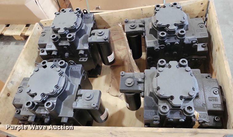 image for item DZ6581 (10) hydraulic drive pumps