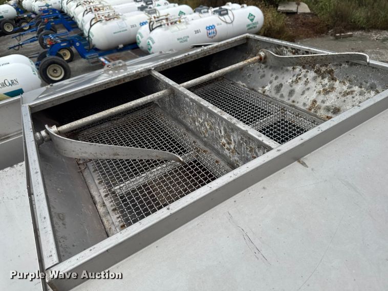 image for item EA1874 2014 Case IH Titan 4530 spreader