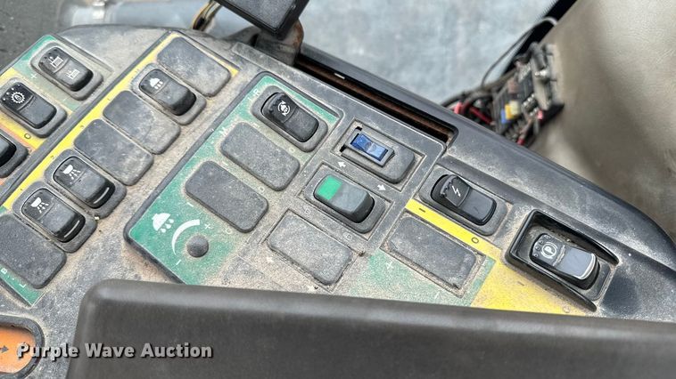 image for item EA1874 2014 Case IH Titan 4530 spreader