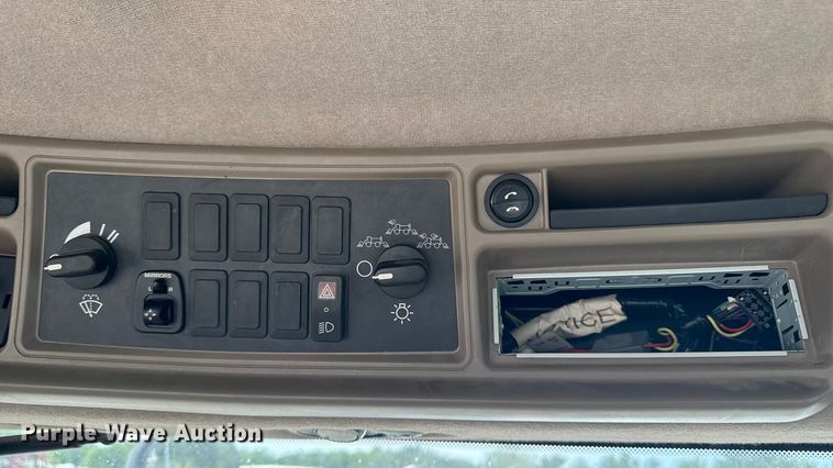 image for item EA1874 2014 Case IH Titan 4530 spreader