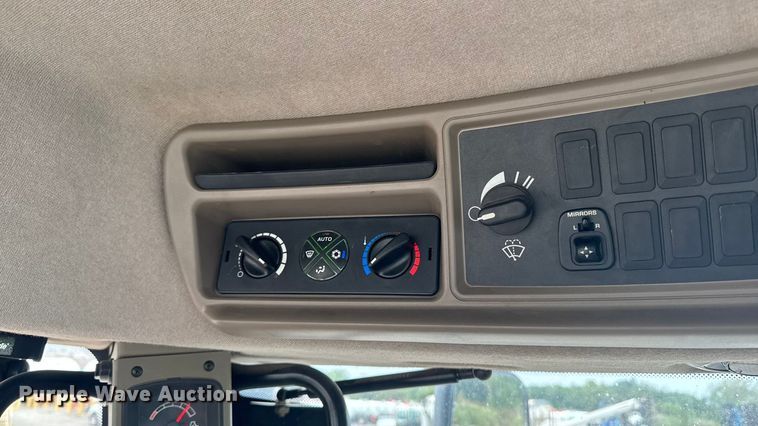 image for item EA1874 2014 Case IH Titan 4530 spreader