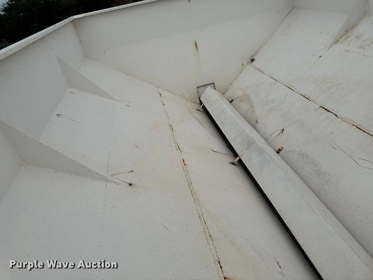 image for item EA1875 spreader