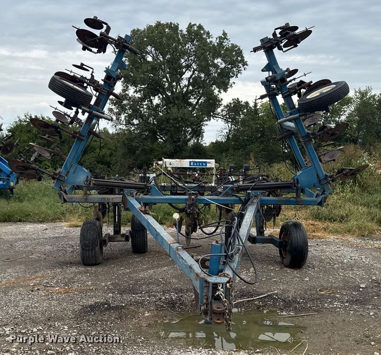 image for item EA1877 AG Systems 7000 NH3 applicator