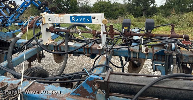 image for item EA1877 AG Systems 7000 NH3 applicator