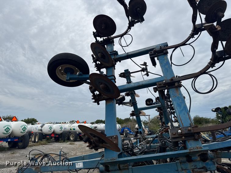 image for item EA1877 AG Systems 7000 NH3 applicator