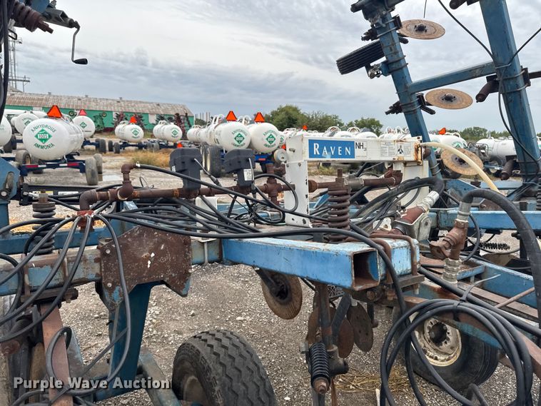 image for item EA1877 AG Systems 7000 NH3 applicator