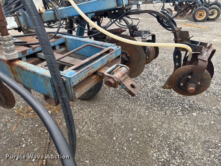 image for item EA1877 AG Systems 7000 NH3 applicator