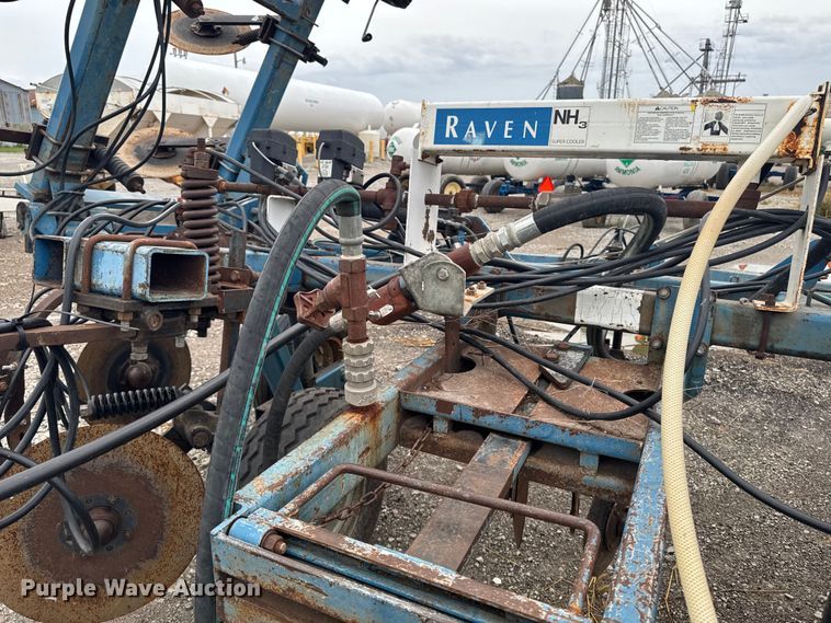 image for item EA1877 AG Systems 7000 NH3 applicator