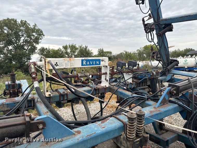 image for item EA1877 AG Systems 7000 NH3 applicator