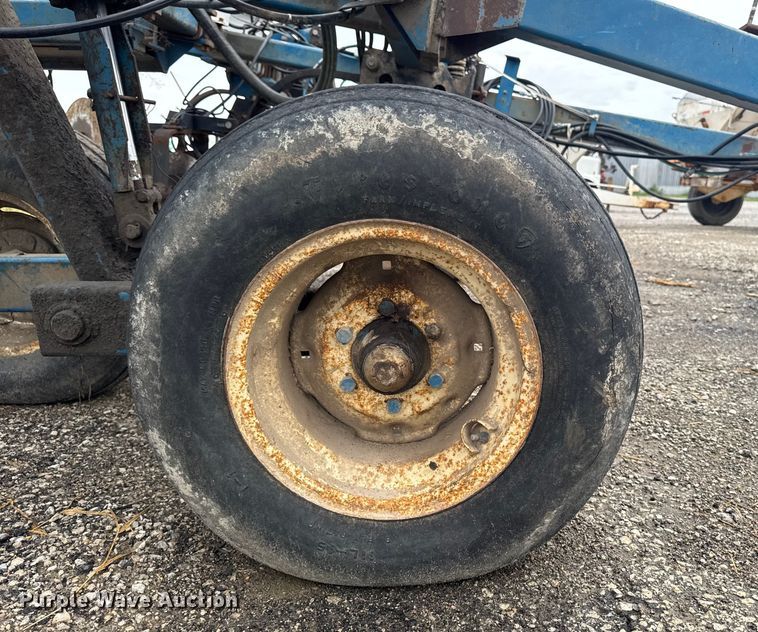 image for item EA1877 AG Systems 7000 NH3 applicator