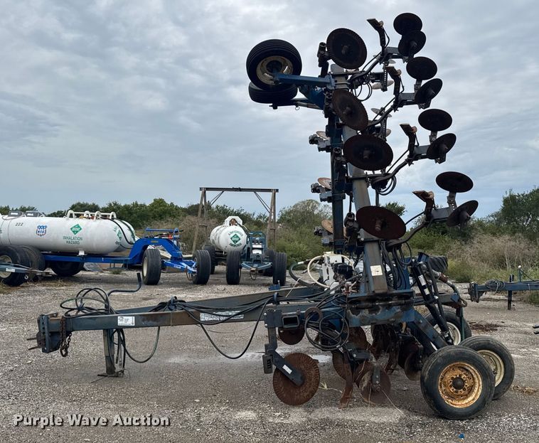 image for item EA1878 Blue Jet Little Husky NH3 applicator