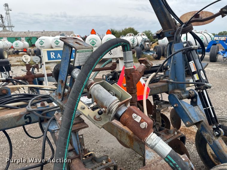 image for item EA1878 Blue Jet Little Husky NH3 applicator