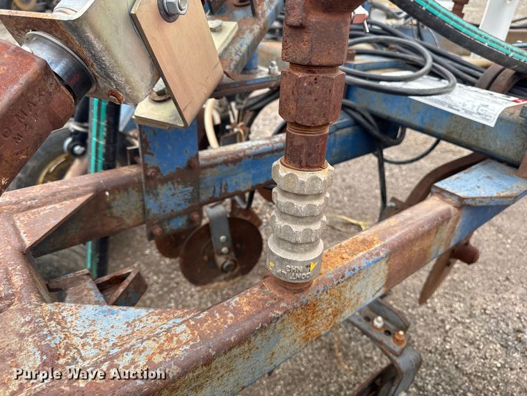 image for item EA1878 Blue Jet Little Husky NH3 applicator