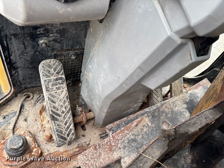 image for item EA1882 2015 Caterpillar 903C wheel loader