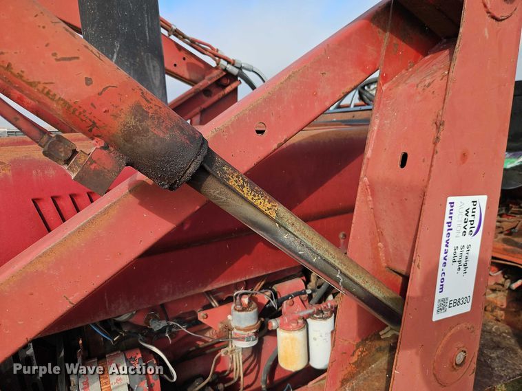 image for item EB8330 International Harvester tractor