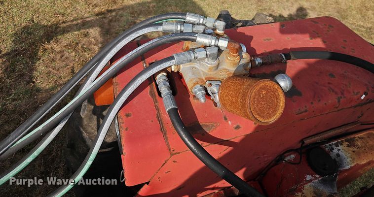 image for item EB8330 International Harvester tractor