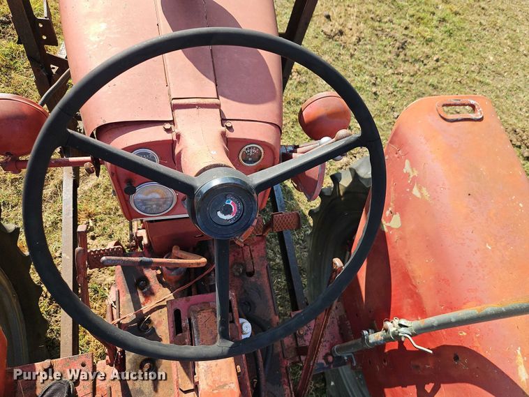 image for item EB8331 1958 McCormick Farmall 460 tractor