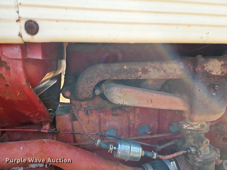 image for item EB8331 1958 McCormick Farmall 460 tractor