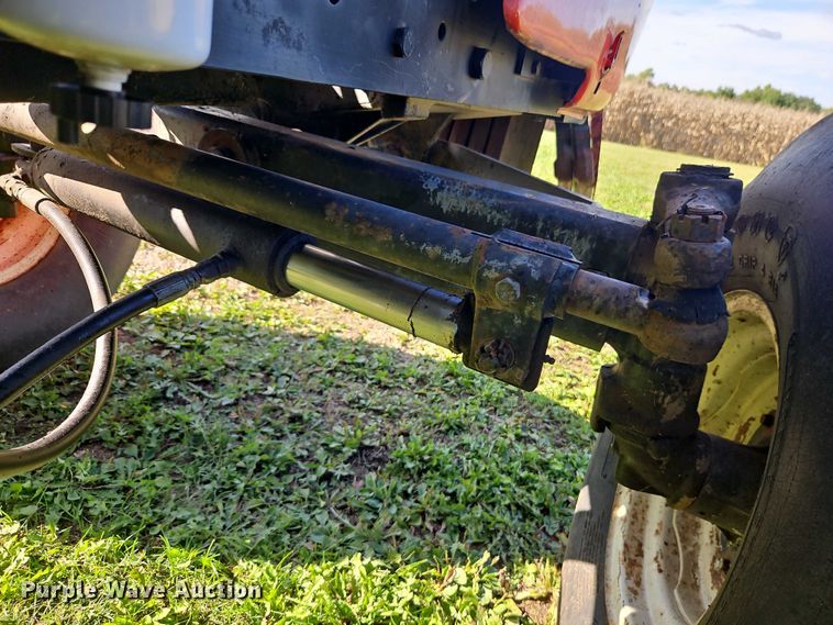 image for item EB8356 1978 Allis-Chalmers 7045 tractor