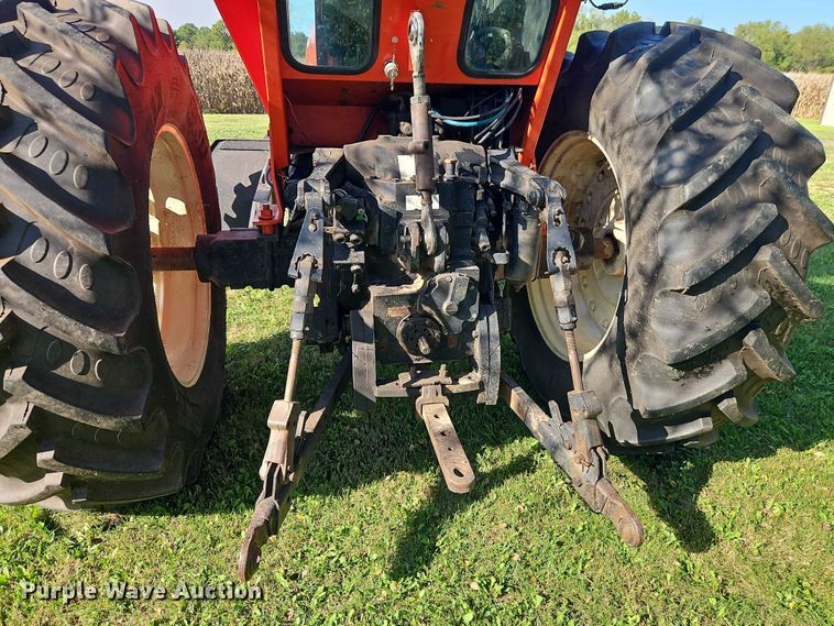 image for item EB8356 1978 Allis-Chalmers 7045 tractor