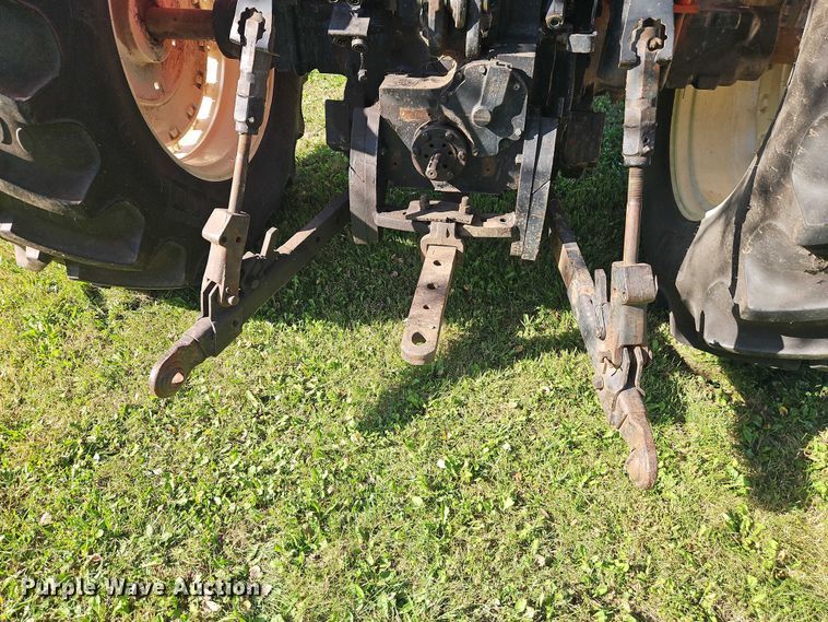 image for item EB8356 1978 Allis-Chalmers 7045 tractor