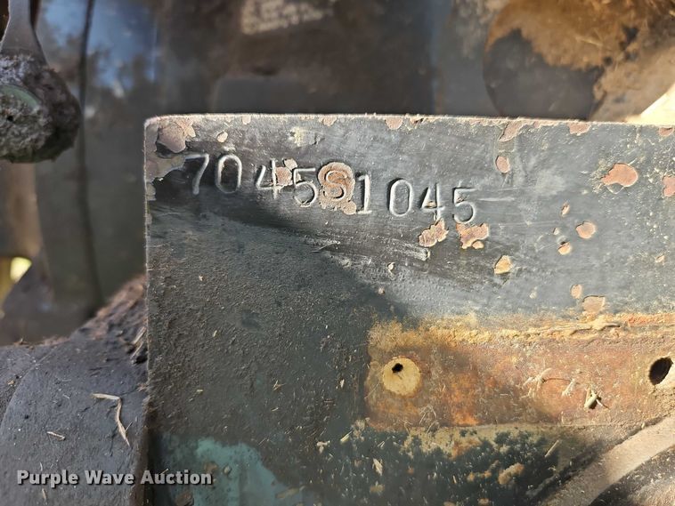 image for item EB8356 1978 Allis-Chalmers 7045 tractor