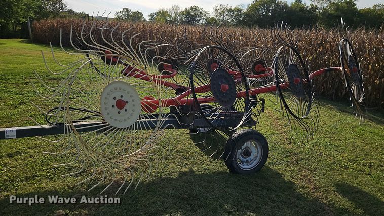 image for item EB8358 hay rake