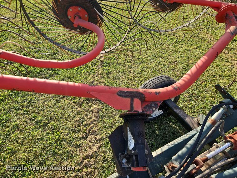 image for item EB8358 hay rake