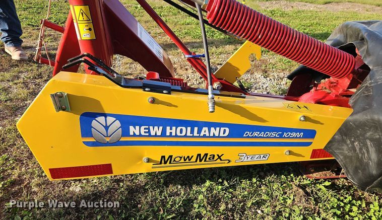 image for item EB8359 New Holland Duradisc 109M disc mower