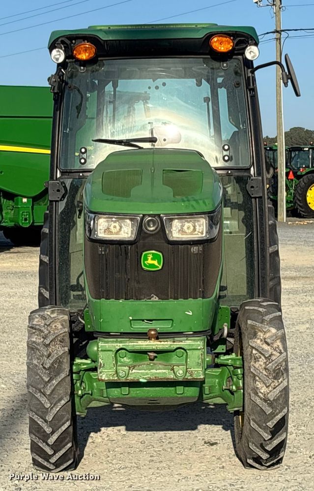image for item EC3840 2017 John Deere 5090GN MFWD tractor