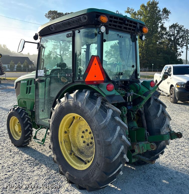 image for item EC3840 2017 John Deere 5090GN MFWD tractor